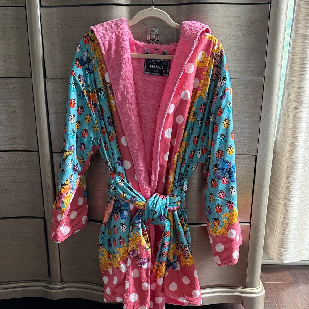 Limited edition Versace Butterfly Robe - Picture 7 of 10